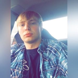 Meet your Posher, Travis